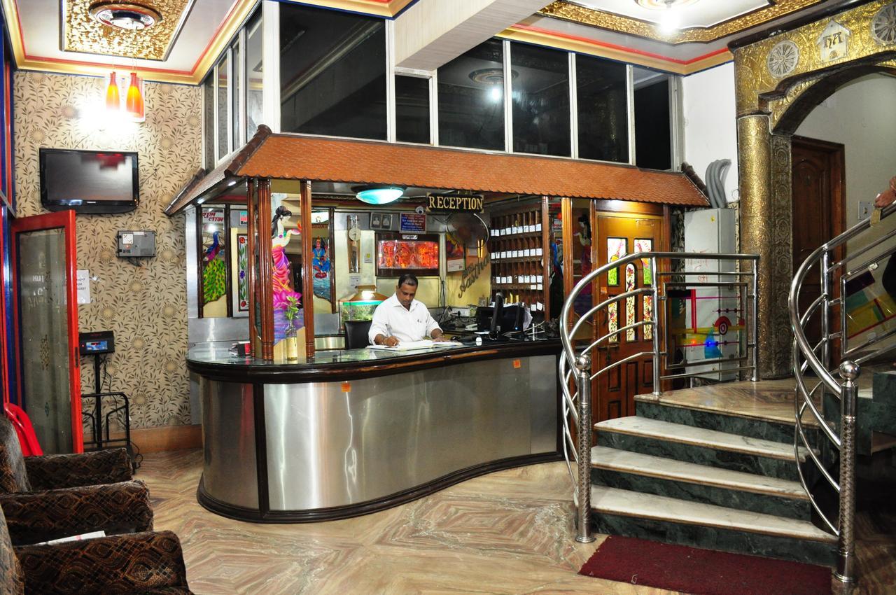 Hôtel Aastha à Rourkela Extérieur photo