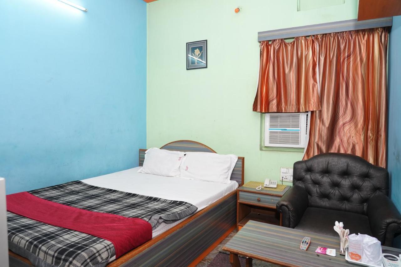 Hôtel Aastha à Rourkela Extérieur photo